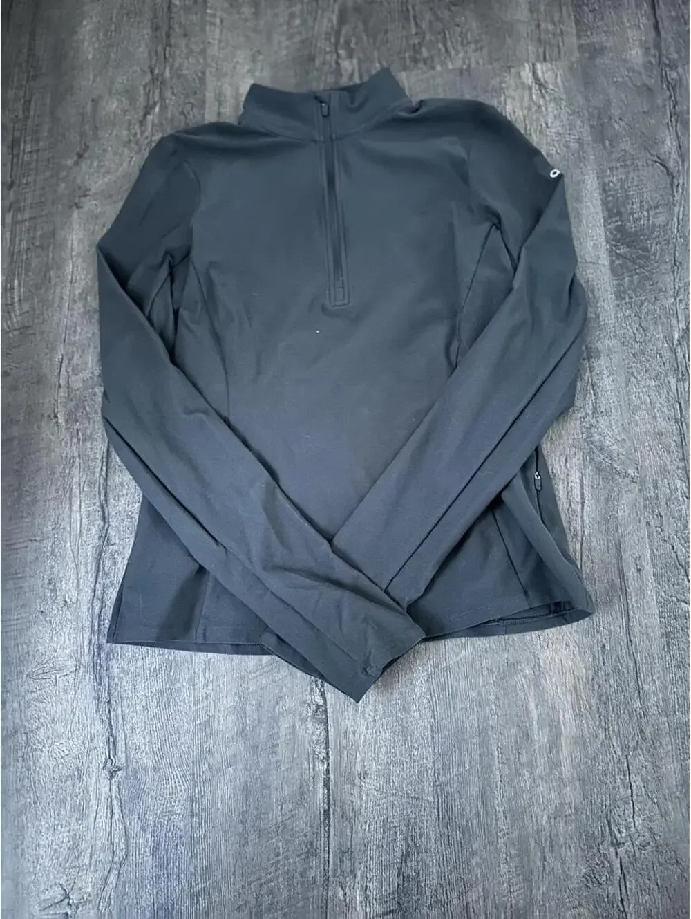 Alo Yoga Women's Black and Grey Other-top